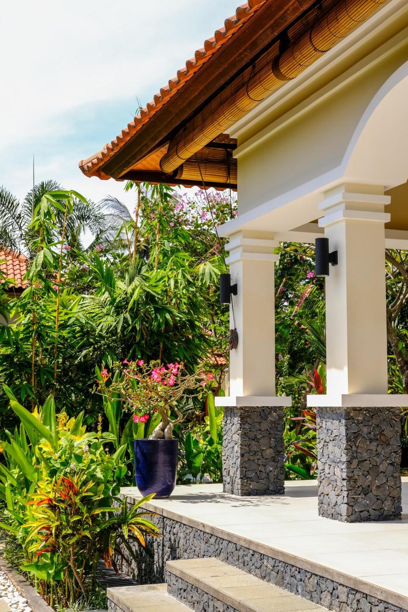 Villa Mata Hari Panji Экстерьер фото