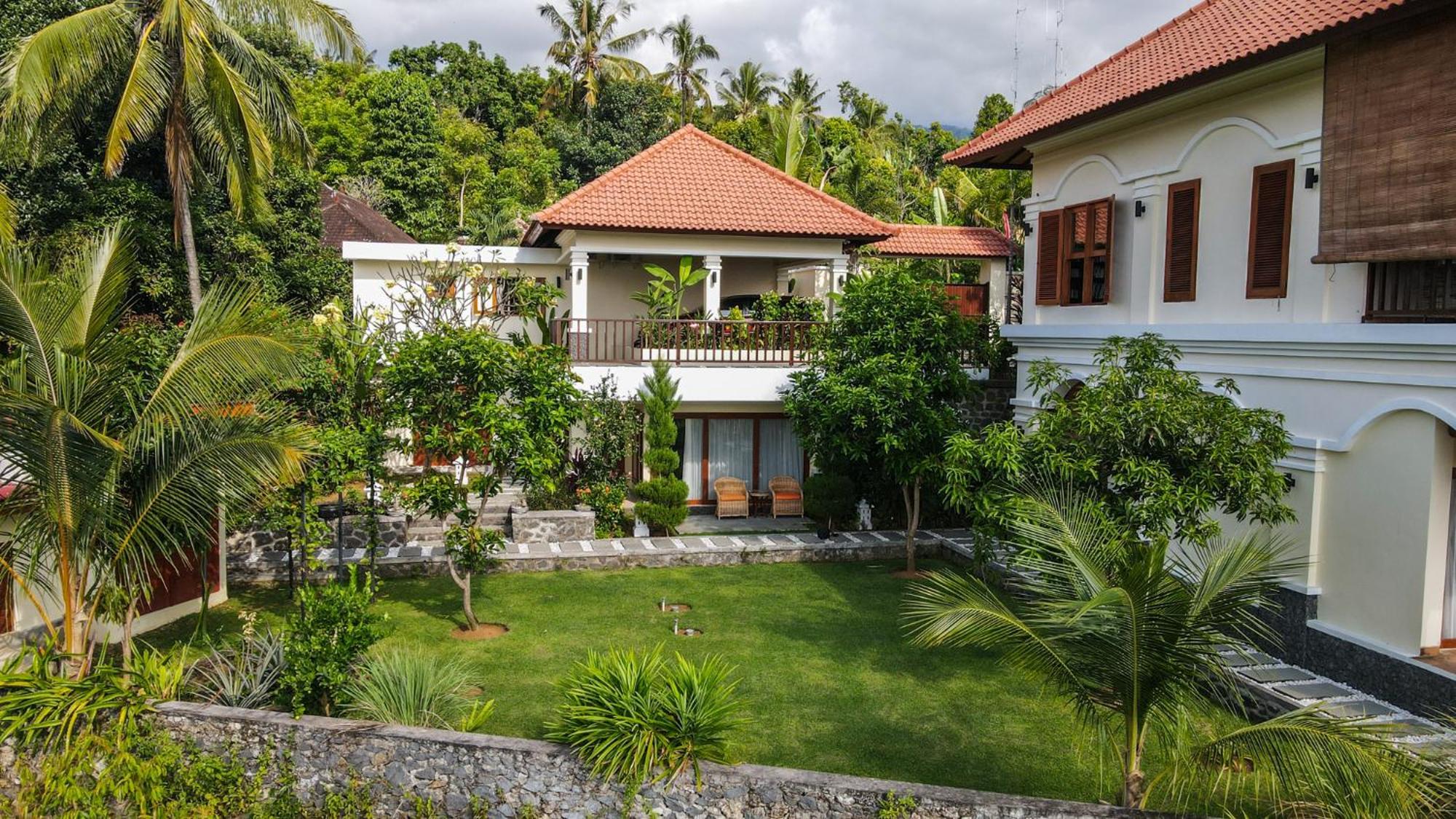 Villa Mata Hari Panji Экстерьер фото