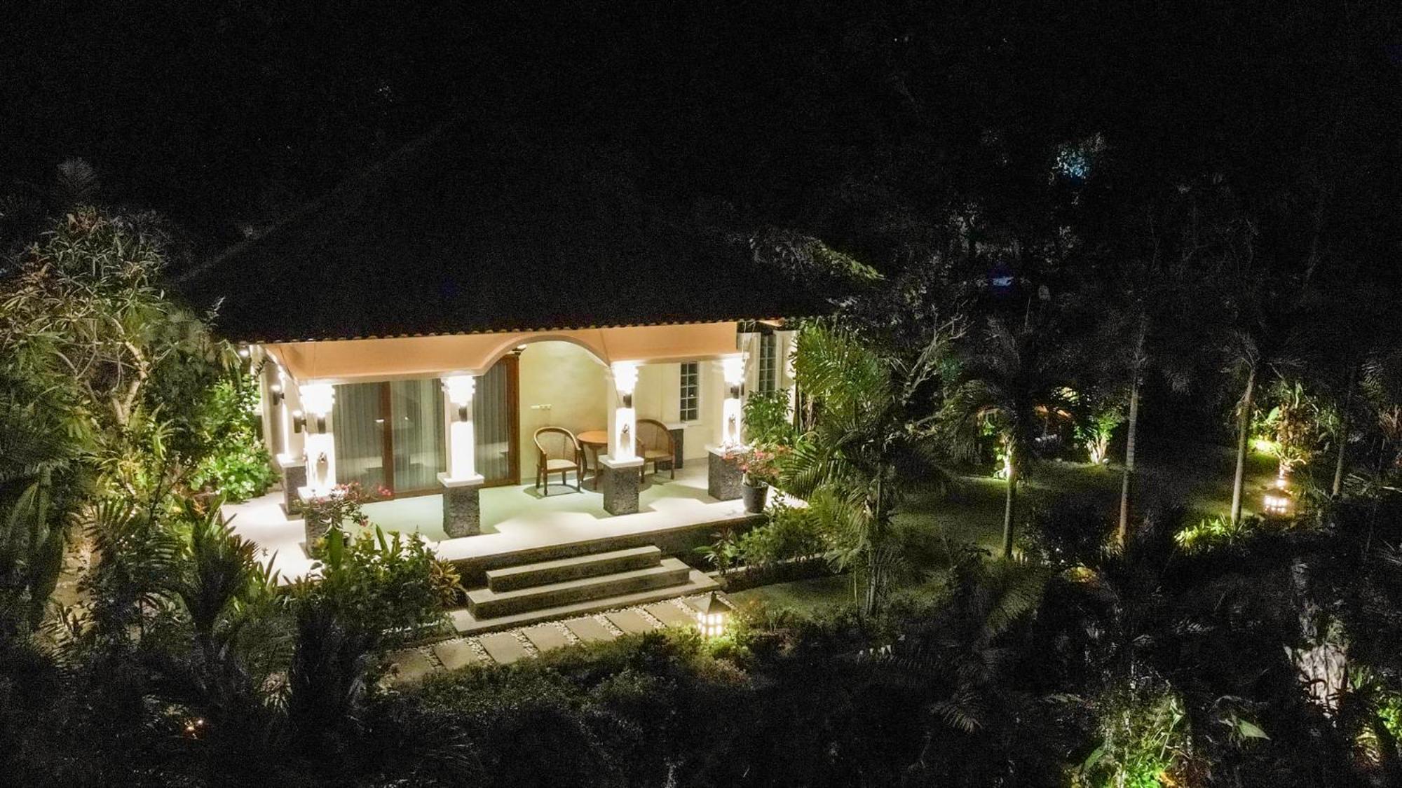 Villa Mata Hari Panji Экстерьер фото